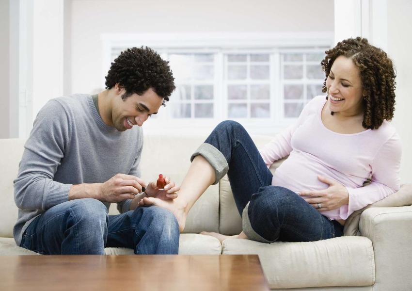 عوارض لاک ناخن در دوران بارداری